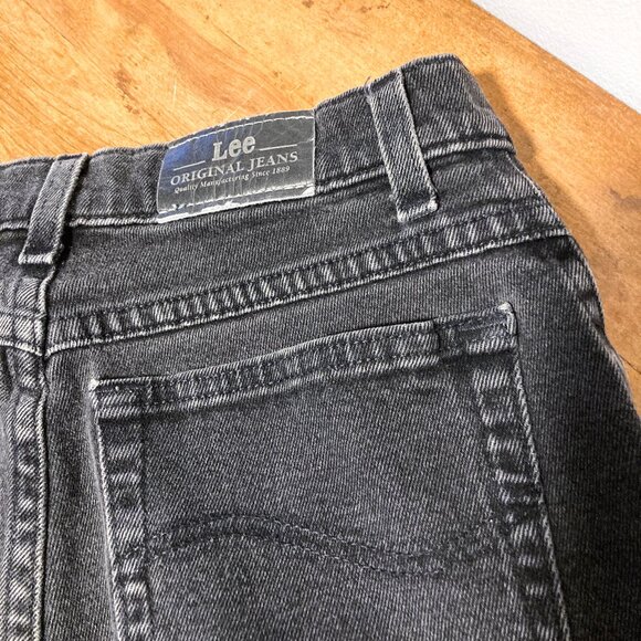 Vintage Lee Distressed Black Jean Shorts - Picture 5 of 16